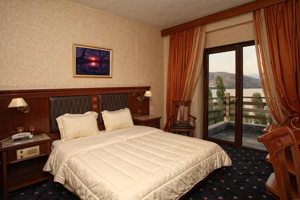Tsamis Hotel Kastoria Room photo