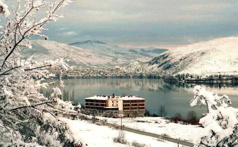 Tsamis Hotel Kastoria Exterior photo